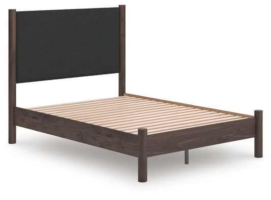 Pamytta - Upholstered Panel Platform Bed