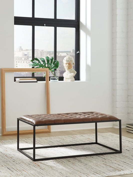 Junsor - Cocktail Ottoman - Brown / Black