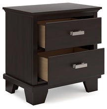 Load image into Gallery viewer, Covetown Twin Panel Bed with Dresser and 2 Nightstands
